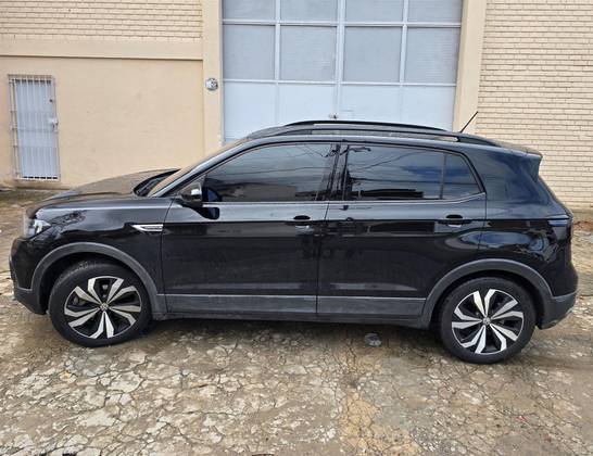VOLKSWAGEN T-CROSS 1.0 200 TSI TOTAL FLEX COMFORTLINE AUTOMÁTICO